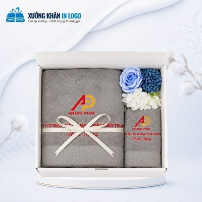 Set 2 khăn quà tặng thêu logo (khăn mặt, khăn tắm) chất liệu Cotton màu xám SKB-23 - Ảnh đại diện